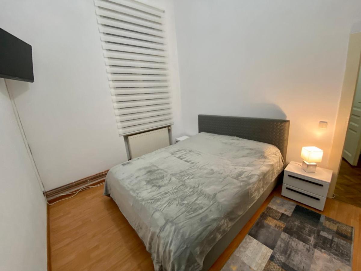 شقة أراد  في Apartament Super Central Cu Parcare Privata المظهر الخارجي الصورة